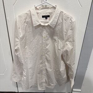 Banana Republic Riley Tailored Fit White Button Down Long Sleeve